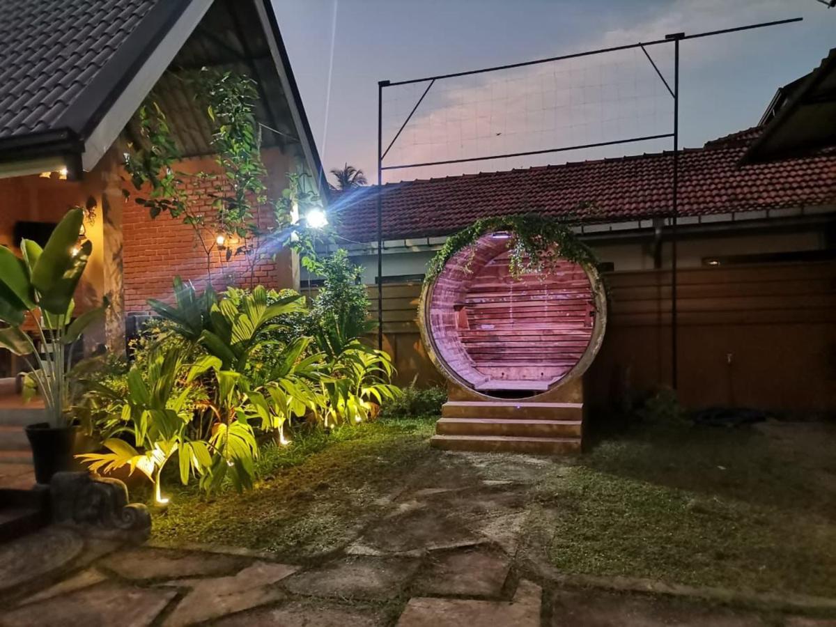 Millet'S Food Company And Cooking Center Hotel เนกอมโบ ภายนอก รูปภาพ